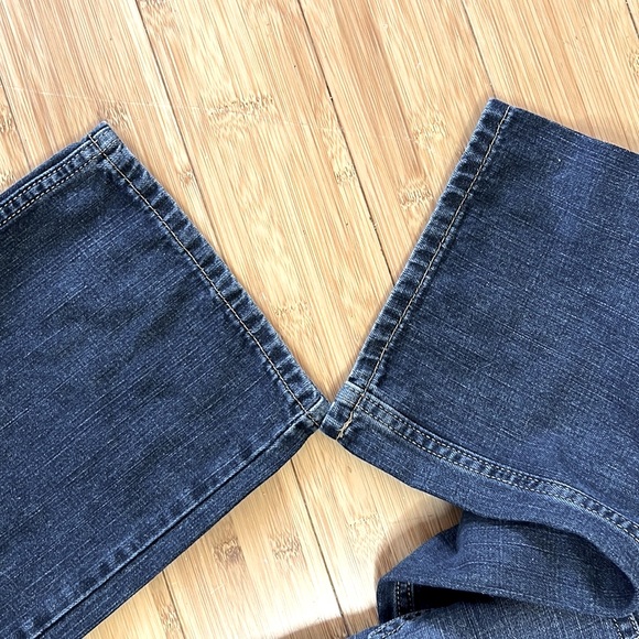 Levi’s 569 loose straight leg jeans. Size 32x32 - Picture 6 of 10